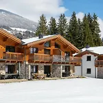 Almrausch Wald im Pinzgau