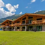 Almrausch Chalet *