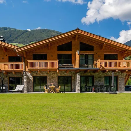 Almrausch Chalet *