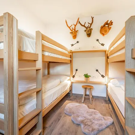Chalet Almrausch Wald im Pinzgau