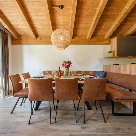 Almrausch Chalet Wald im Pinzgau