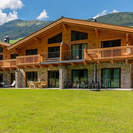 Almrausch Chalet *